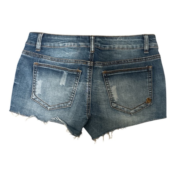 Indigo Rein Forever Distressed Blue Denim Shorts Size 5 - Picture 2 of 4